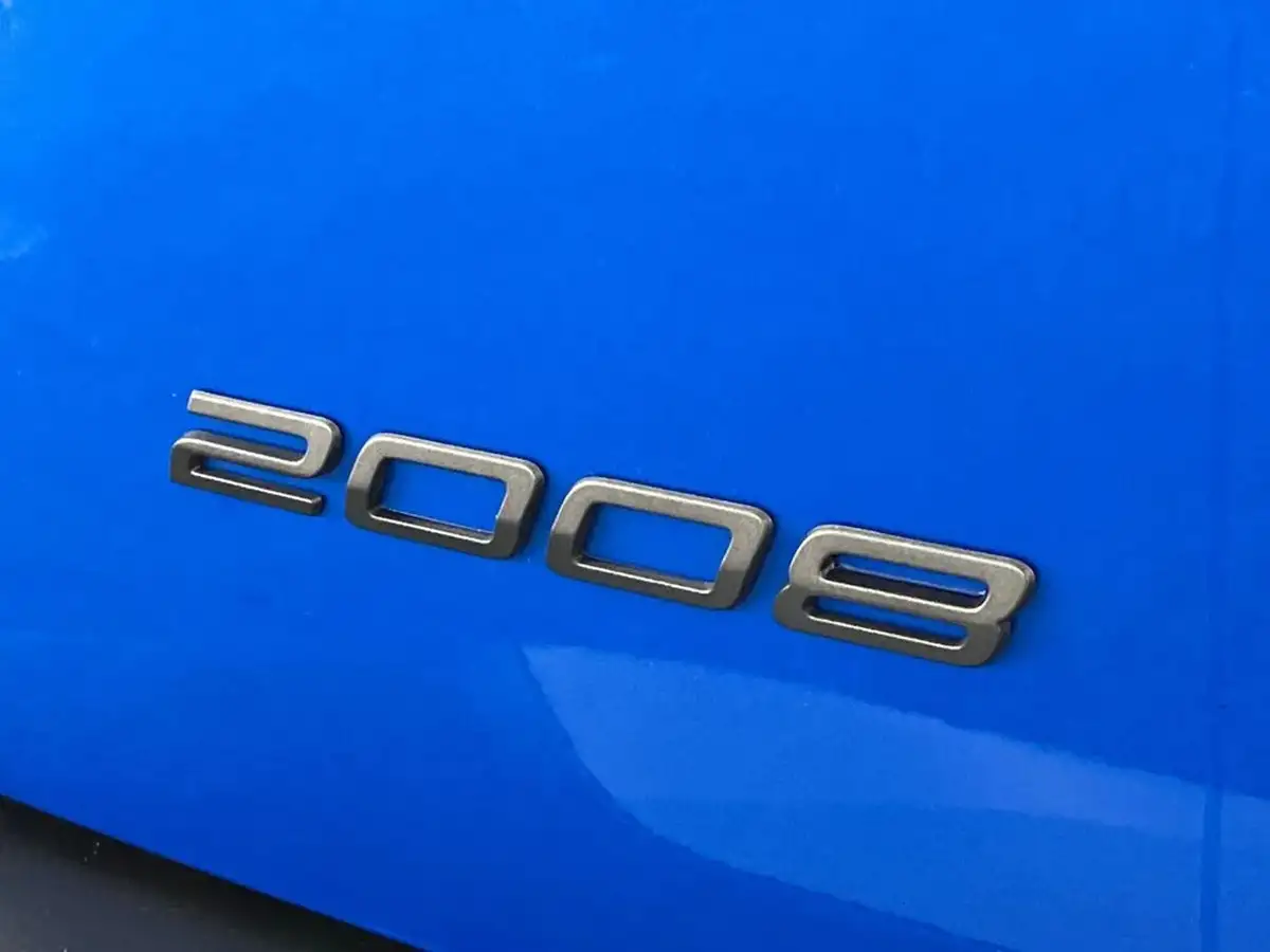 2024-peugeot-2008-suv-12-puretech-allure-130ps-eat8-big-52