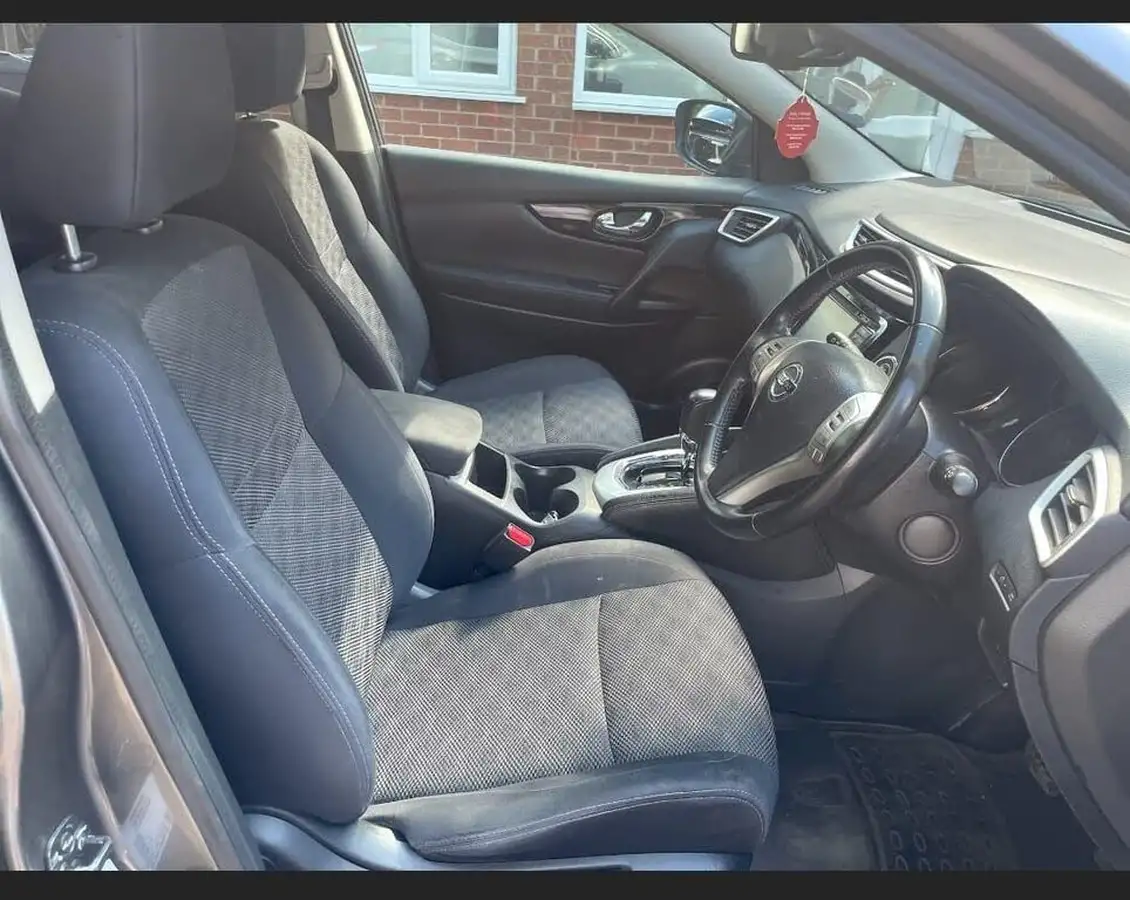 2015-nissan-qashqai-12-n-tec-xtronic-cvt-big-4