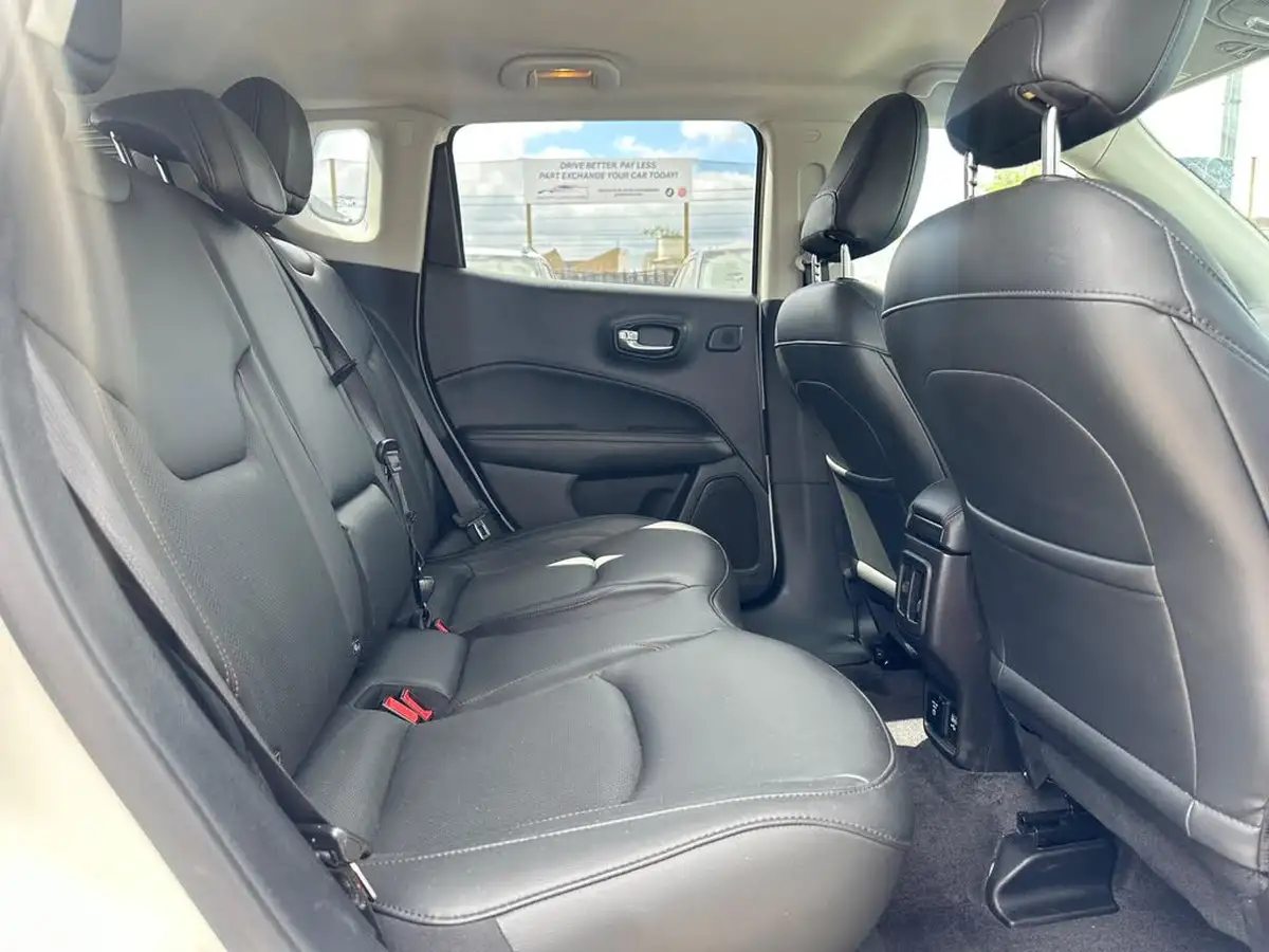 2019-jeep-compass-20multijet-ii-limited-168bhp-auto-big-9