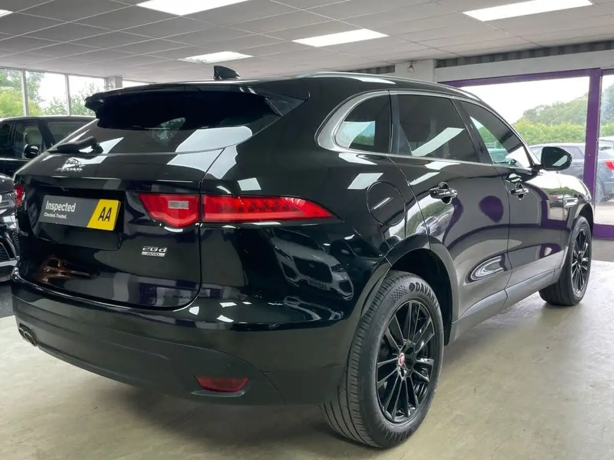 2018-jaguar-f-pace-20-i4d-portfolio-180ps-awd-auto-big-10
