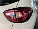 2019-renault-captur-09-tce-iconic-small-54