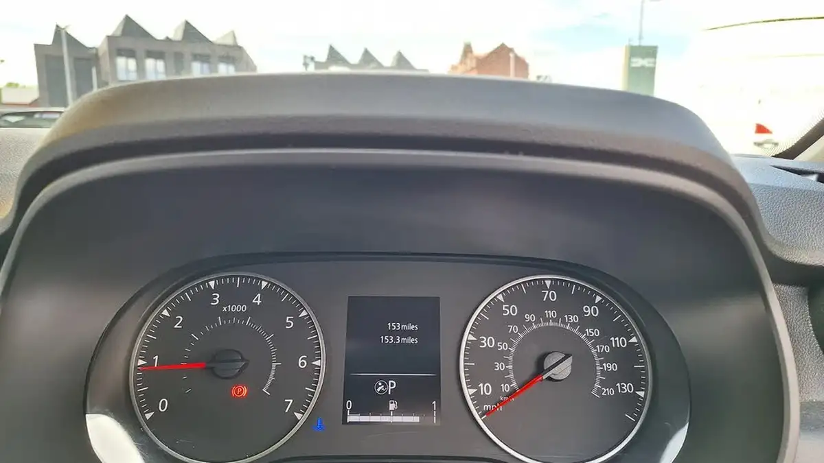 2025-dacia-duster-13-tce-extreme-150bhp-1332cc-edc-big-3