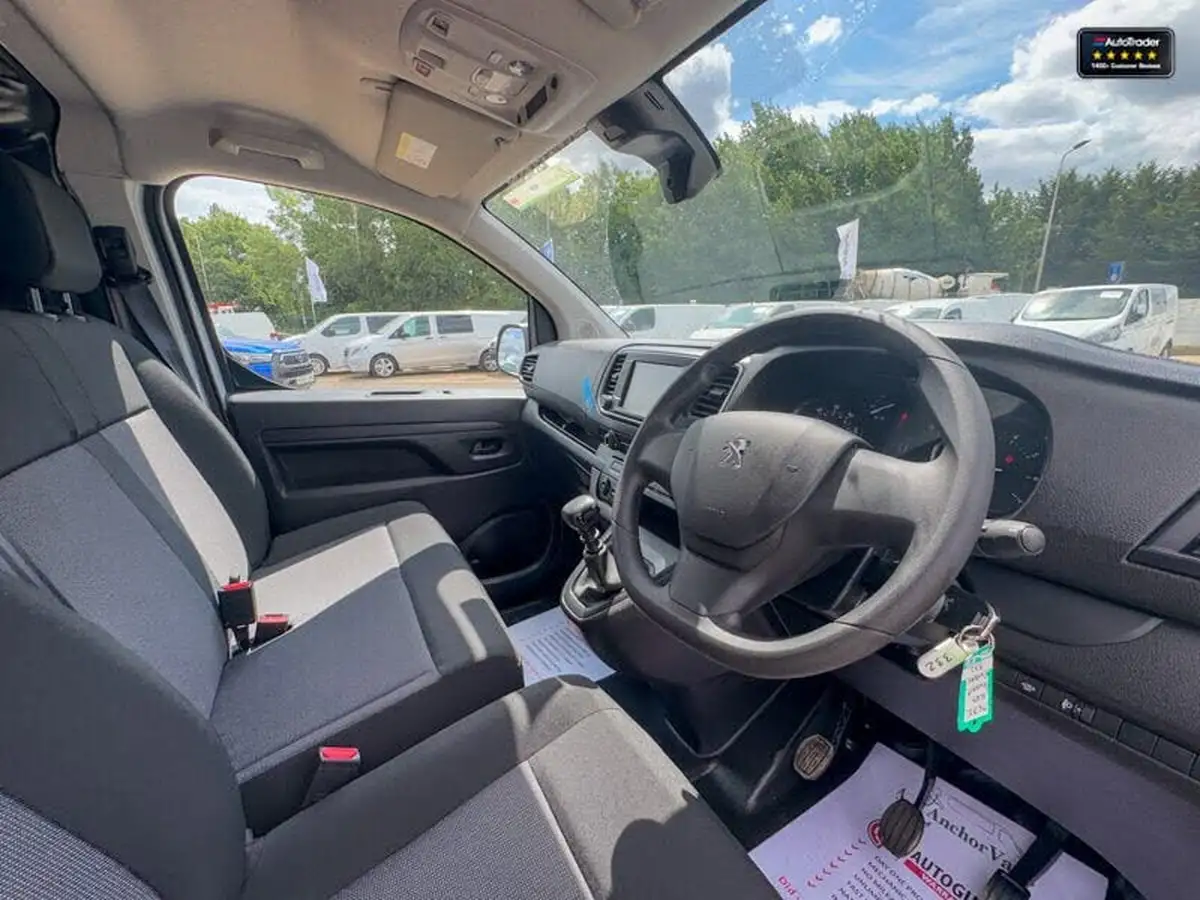 2023-peugeot-expert-15-bluehdi-professional-premium-standard-1000-big-14