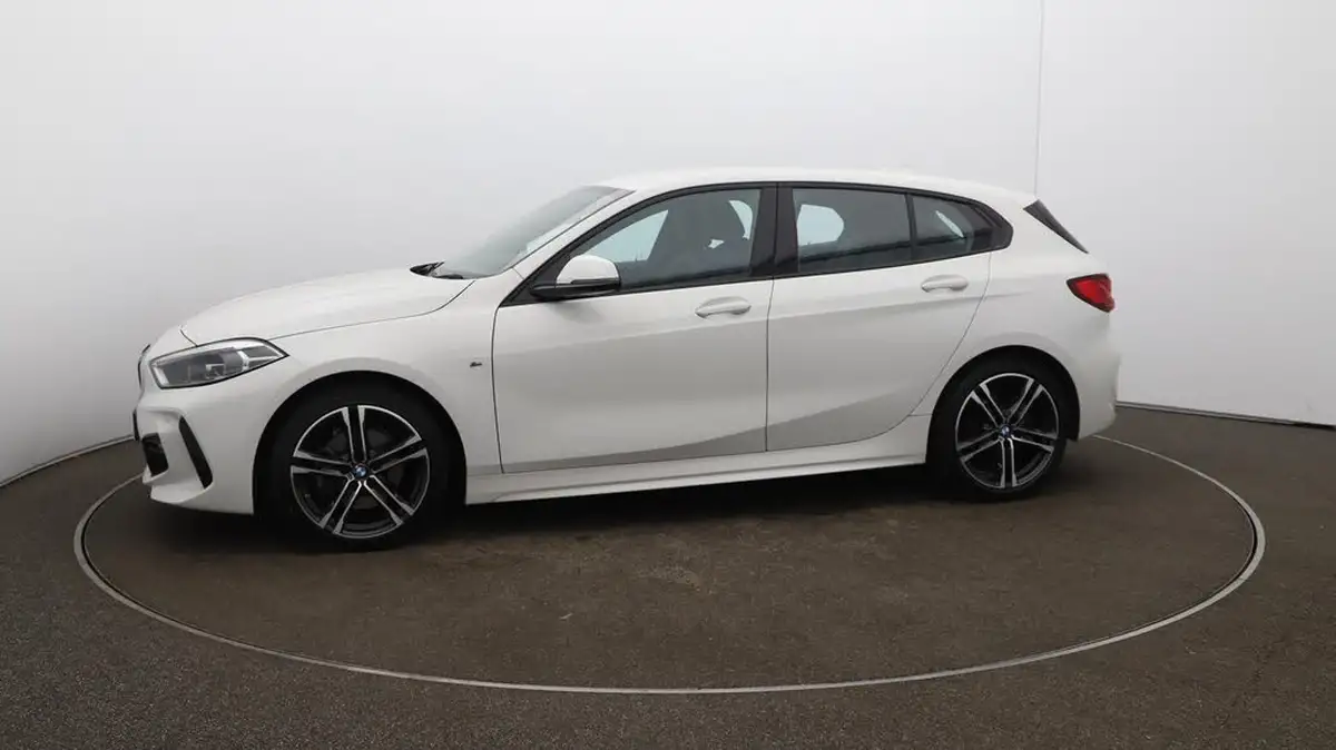 2022-bmw-1-series-15-118i-m-sport-lcp-big-65