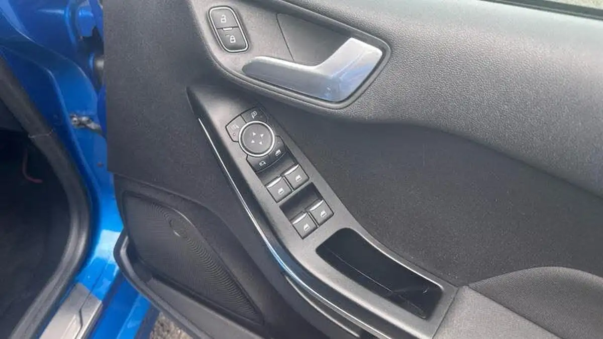 2020-ford-fiesta-10t-st-line-edition-95ps-5d-big-9