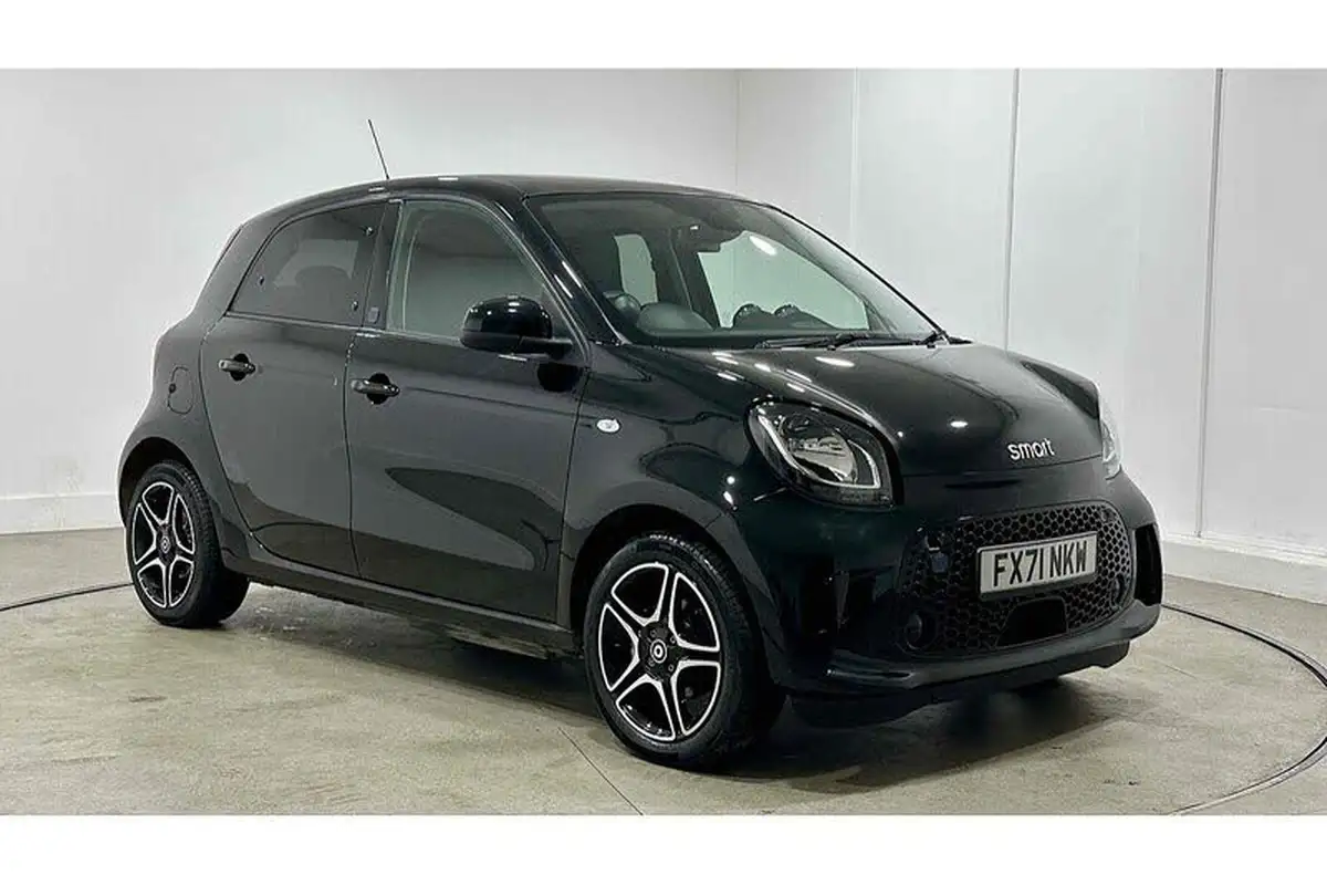 2021-smart-forfour-eq-premium-big-10