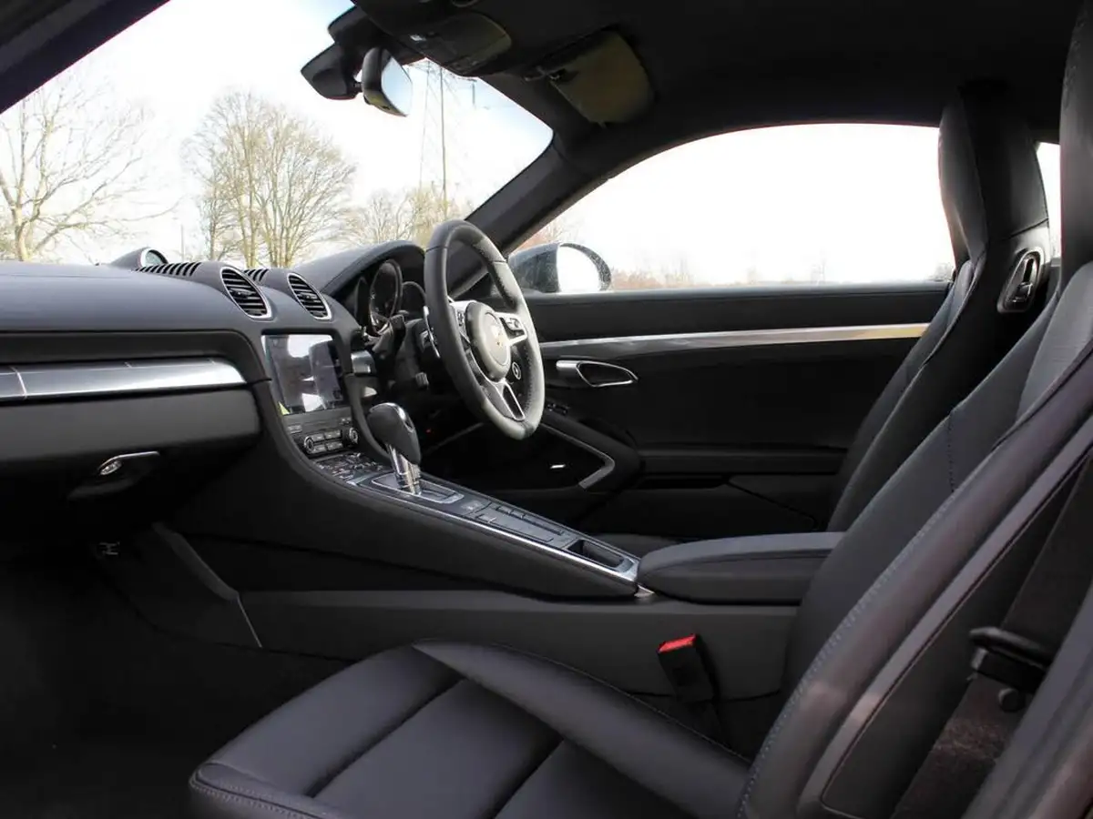 2025-porsche-cayman-718-20-cayman-style-edition-pdk-big-2