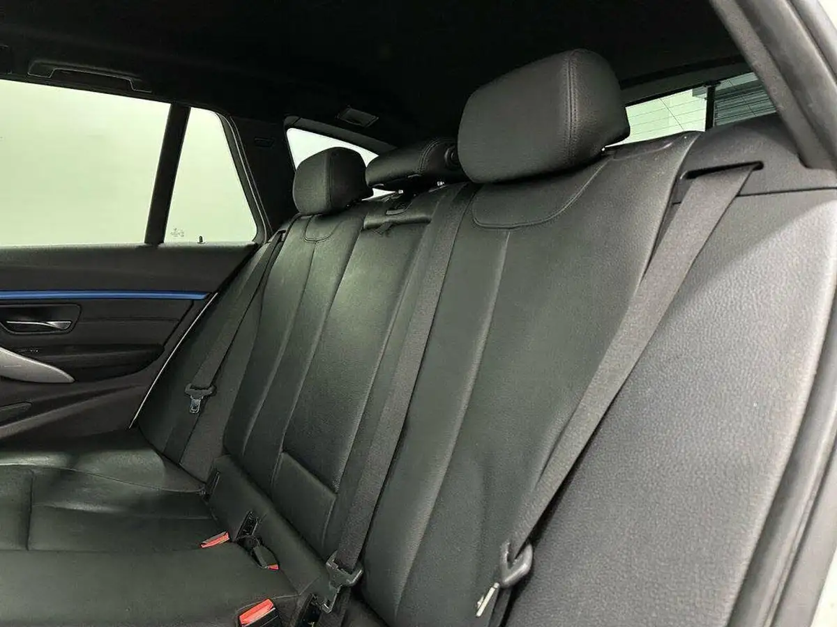 2016-bmw-3-series-20td-320d-xdrive-m-sport-touring-5d-auto-big-42