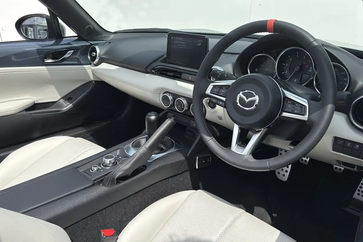 2022-mazda-mx-5-20-gt-sport-tech-convertible-big-9