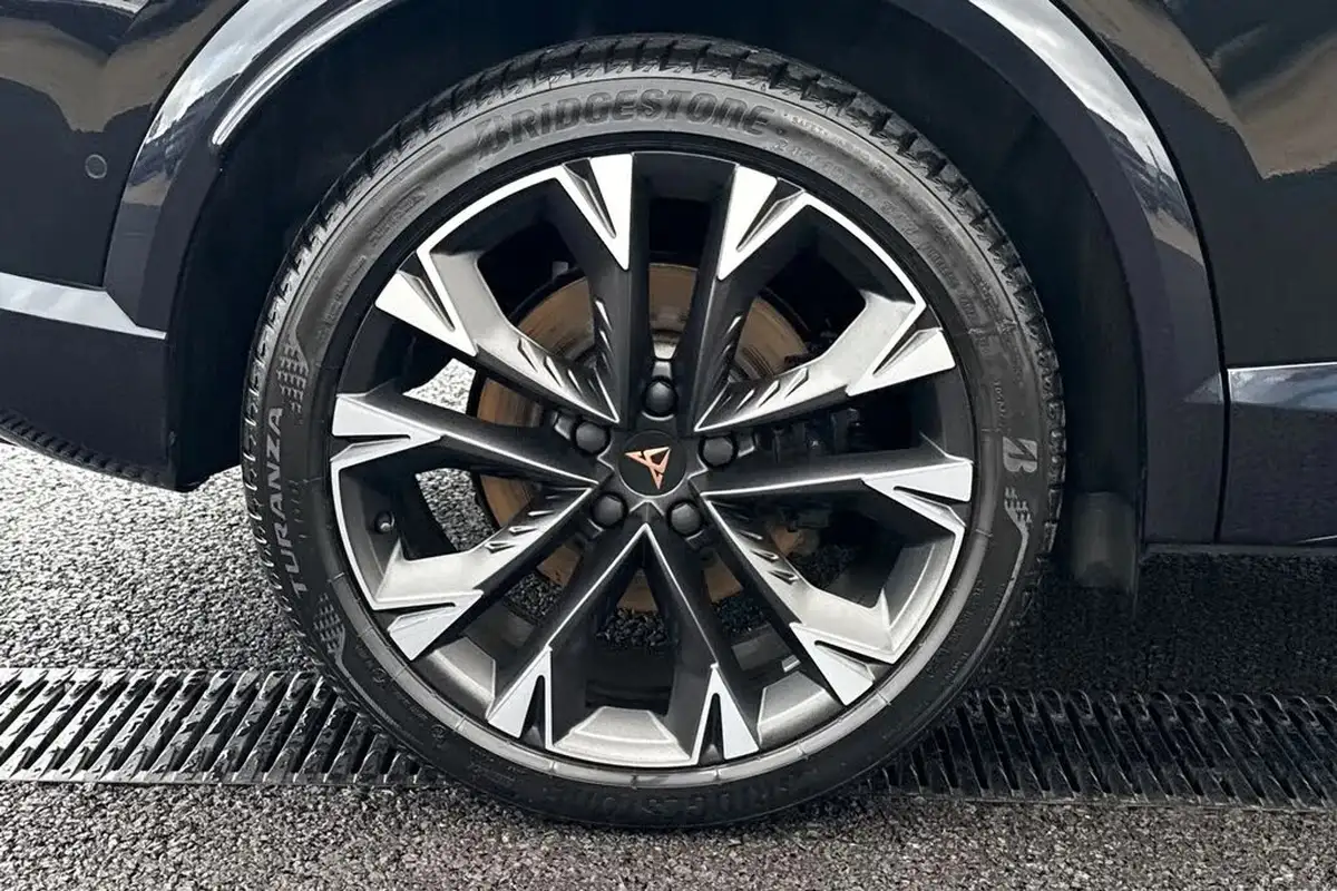 2024-cupra-formentor-20-tsi-vz2-333ps-4drive-big-23