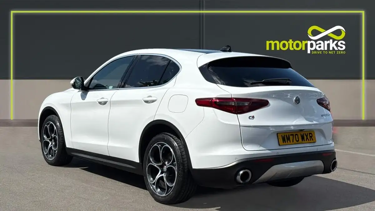 2021-alfa-romeo-stelvio-22td-speciale-big-4