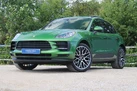 2018-porsche-macan-small-16
