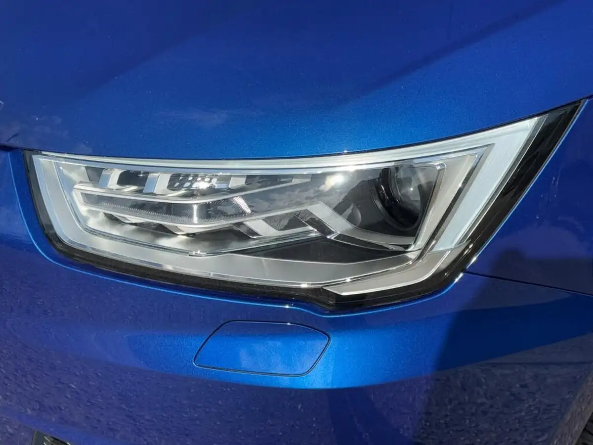 2015-audi-a1-20-s1-hatchback-3d-big-47