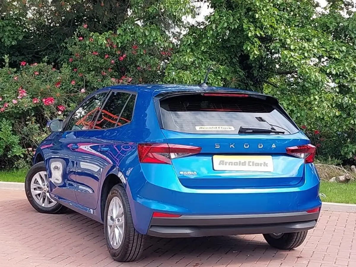 2024-skoda-fabia-10-tsi-se-comfort-116ps-big-1