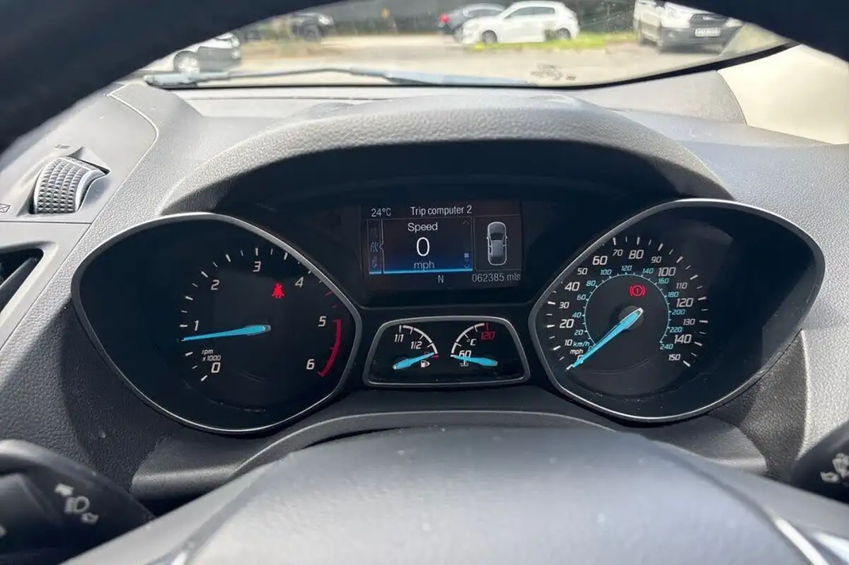 2016-ford-kuga-20tdci-titanium-150ps-big-14