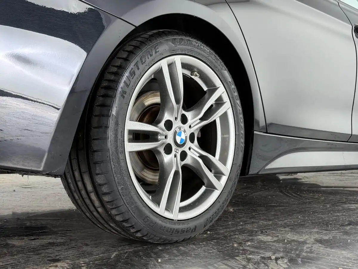 2018-bmw-3-series-20-330e-m-sport-big-11