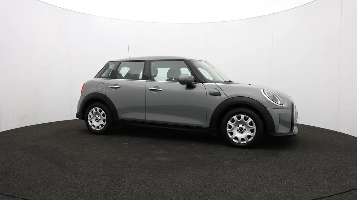 2022-mini-cooper-15-one-classic-5d-big-44