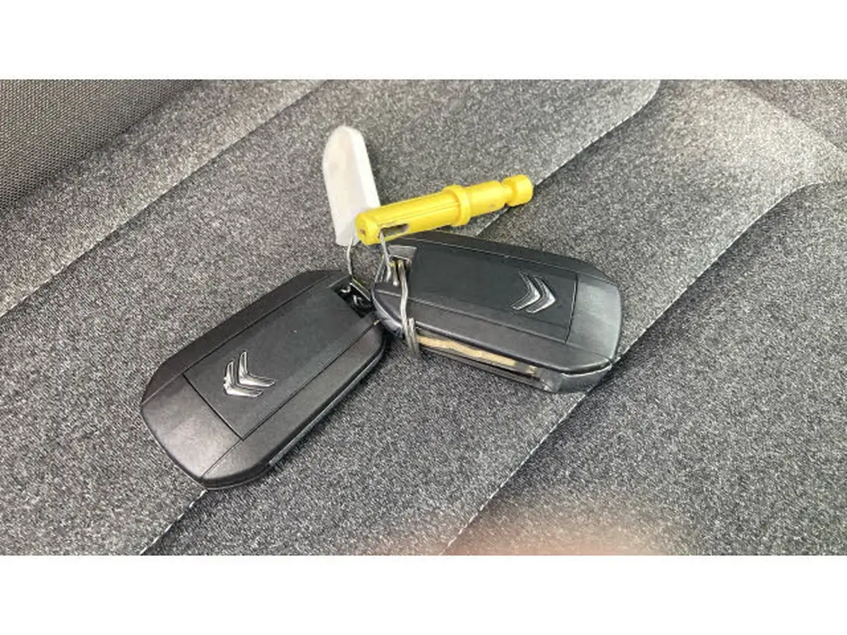 2021-citroen-c3-12-puretech-shine-plus-83ps-big-19
