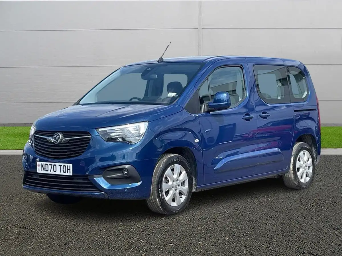 2020-vauxhall-combo-life-12i-energy-130ps-7st-auto-big-2