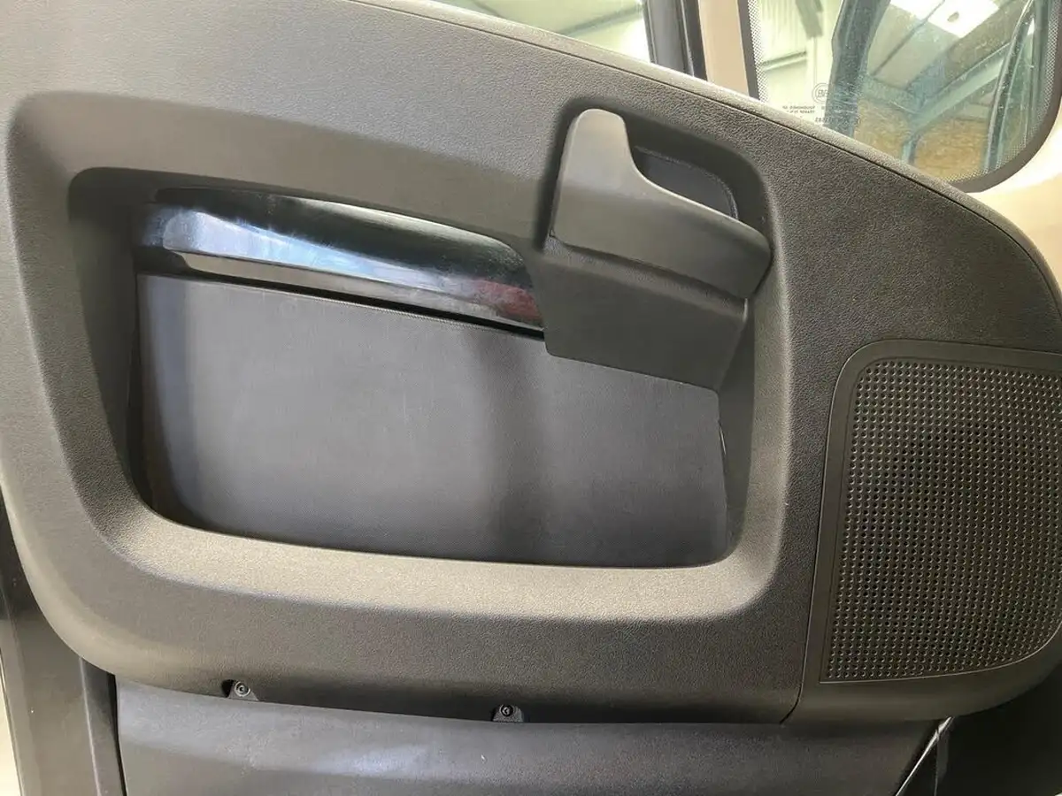 2022-citroen-relay-22bluehdi-35-l3h2-enterprise-panel-big-20