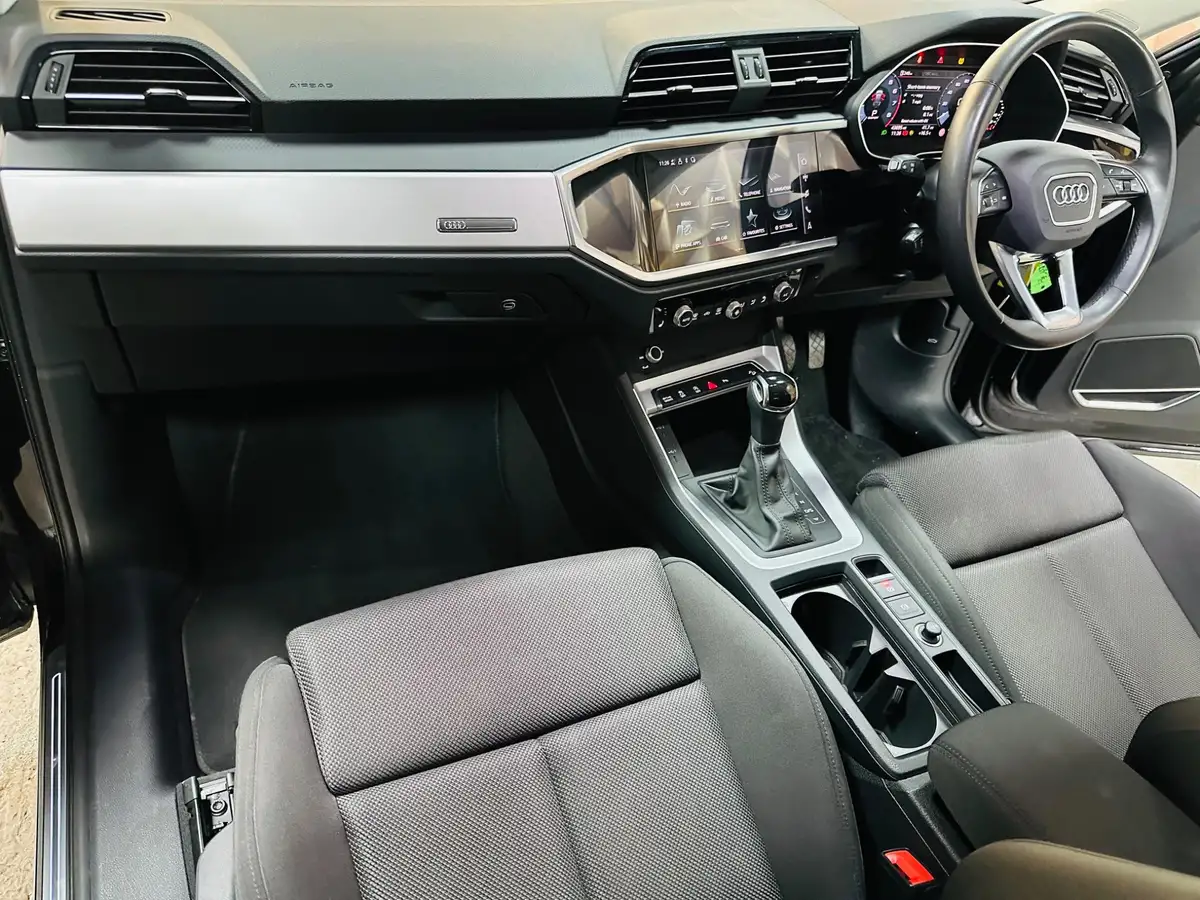 2021-audi-q3-15-35-tfsi-cod-sportback-s-tronic-big-3