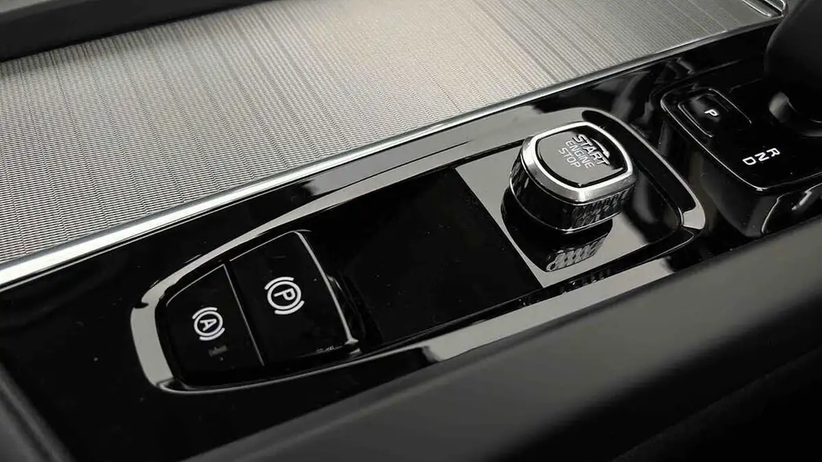 2025-volvo-v60-20-b4-plus-station-wagon-big-45