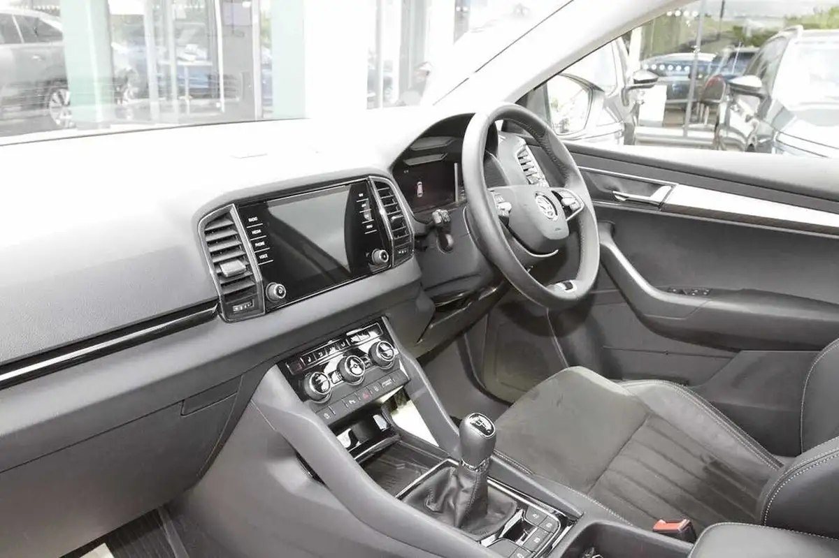 2024-skoda-karoq-10-tsi-se-l-edition-big-1