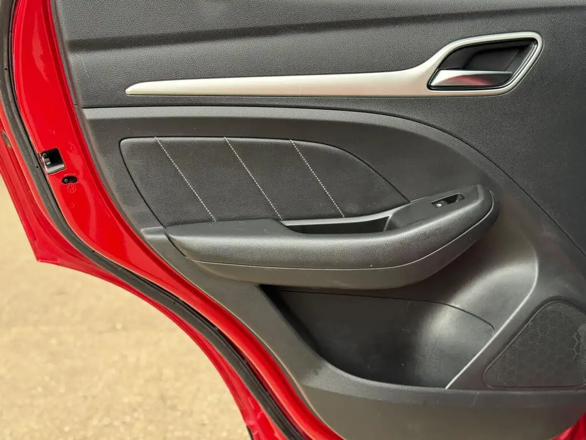2020-mg-zs-suv-e-exclusive-ev-big-34