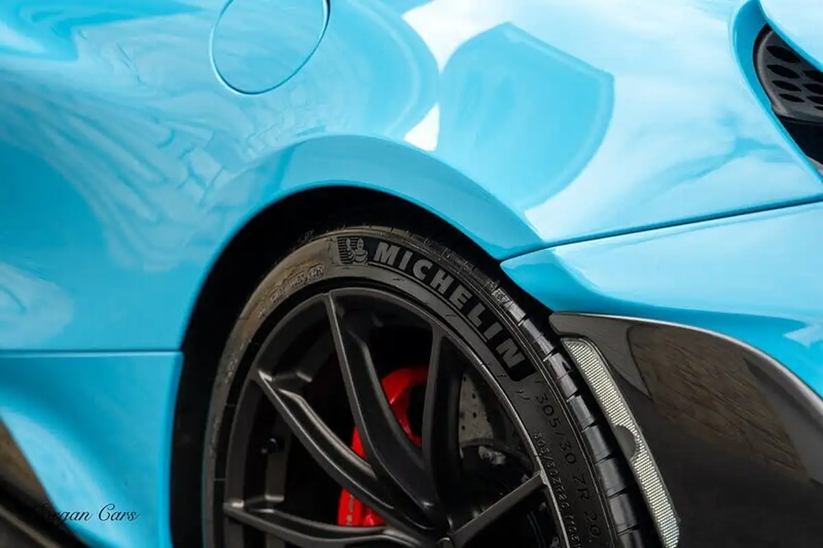 2021-mclaren-765lt-40-coupe-big-23