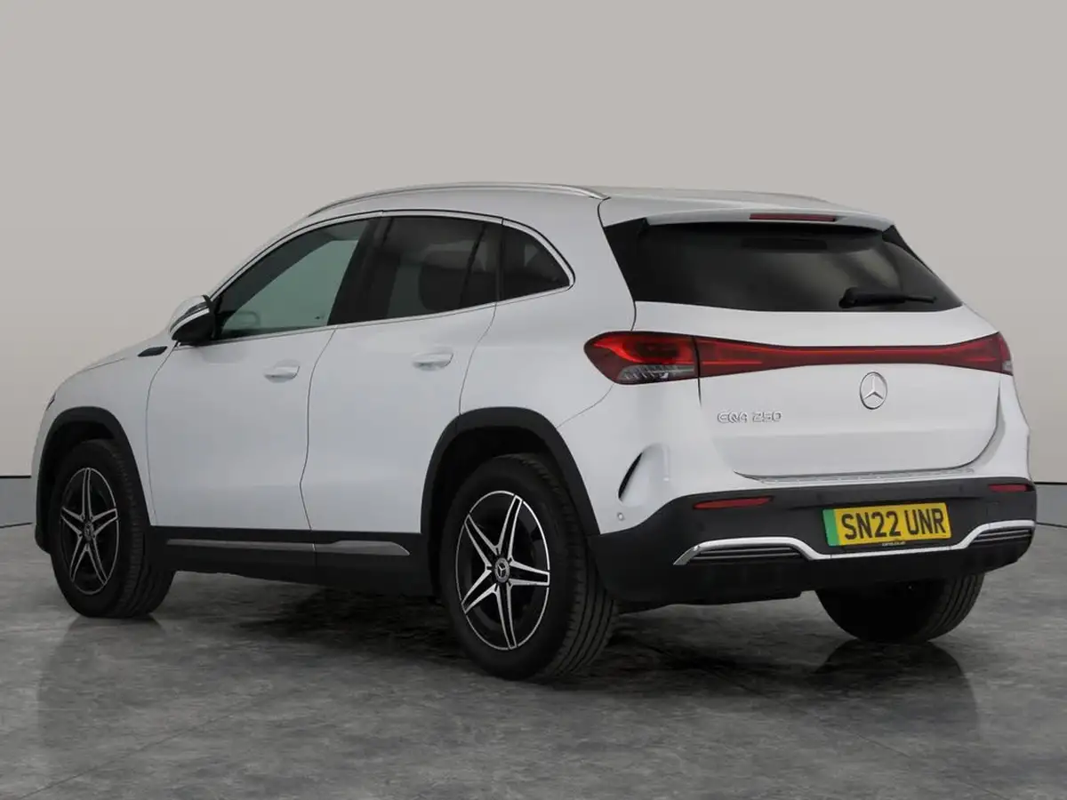 2022-mercedes-benz-eqa-e-eqa-250-amg-line-big-9