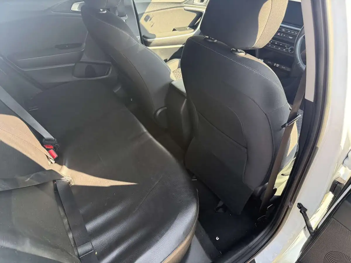 2019-kia-ceed-10-t-gdi-2-eco-hatchback-big-16