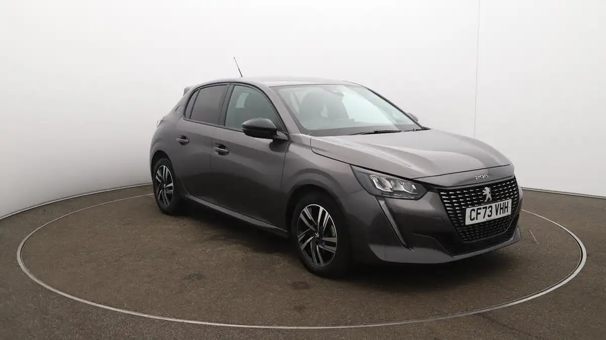 2023-peugeot-208-12-puretech-allure-premium-130ps-eat8-big-24
