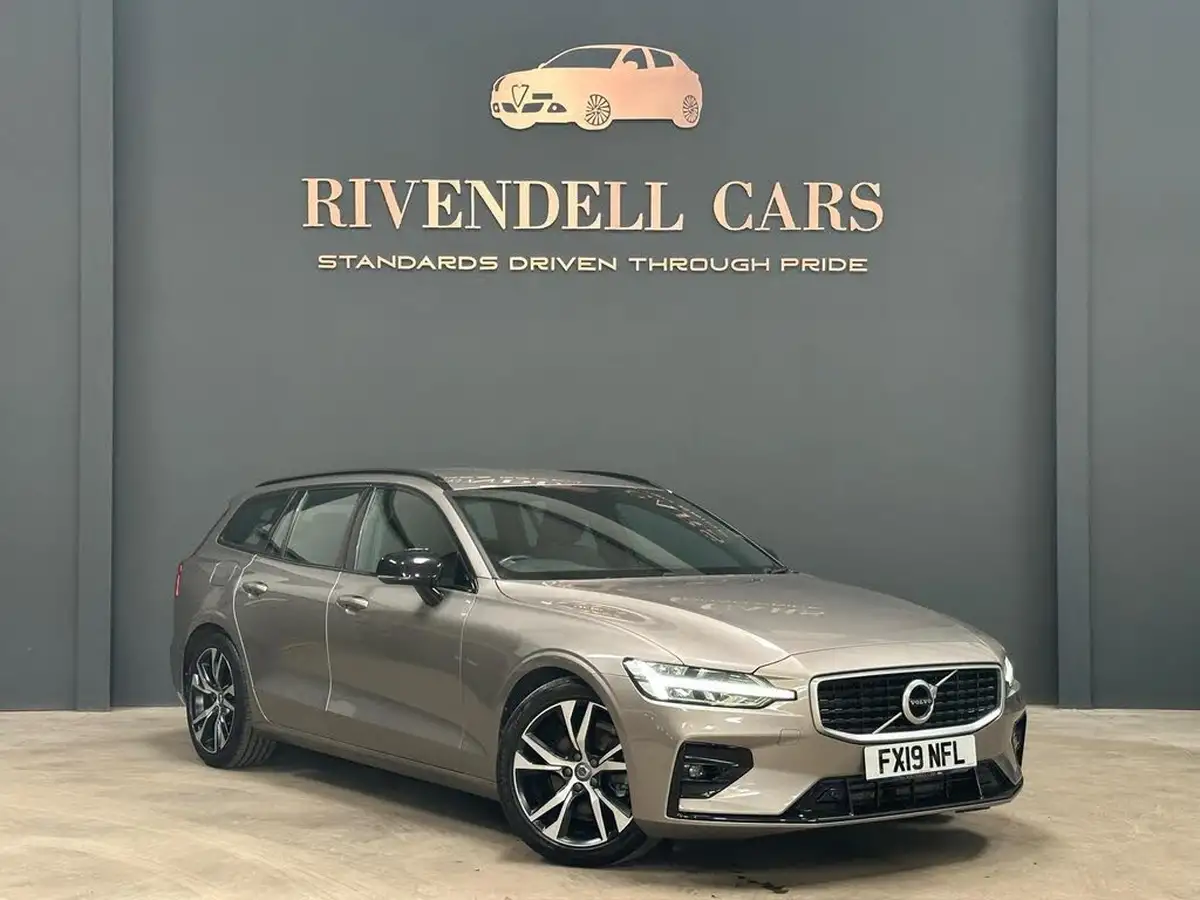 2019-volvo-v60-20td-d3-r-design-big-0