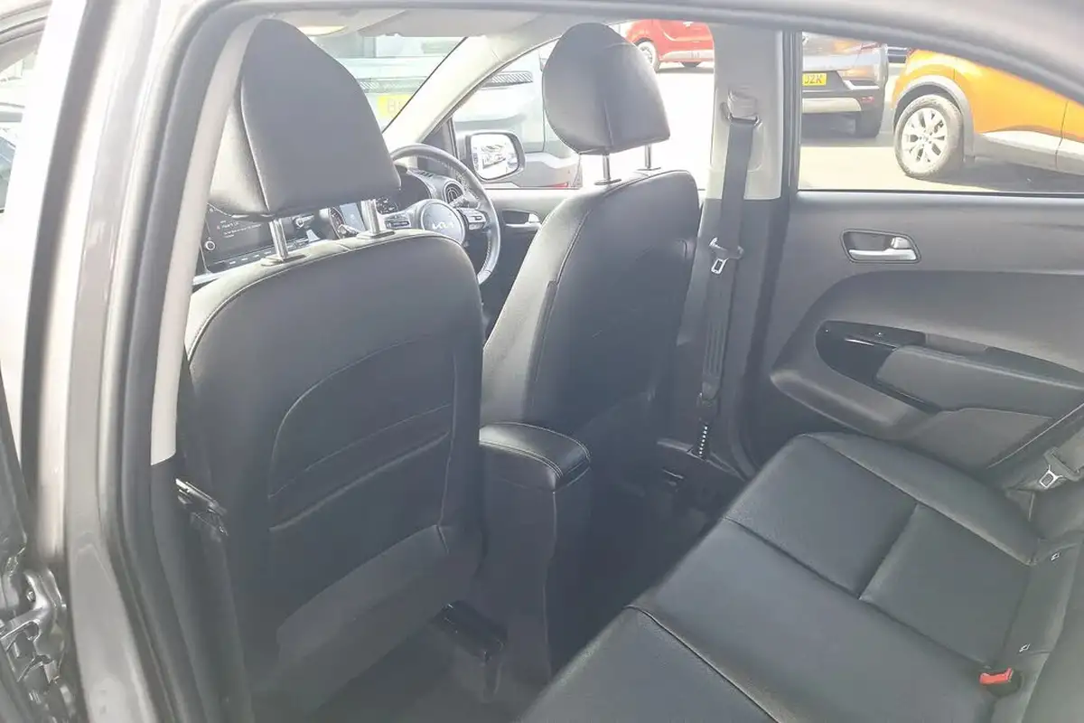 2022-kia-picanto-10-shadow-big-29