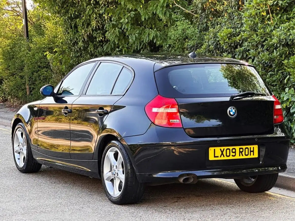 2009-bmw-1-series-20td-118d-edition-es-5d-big-5