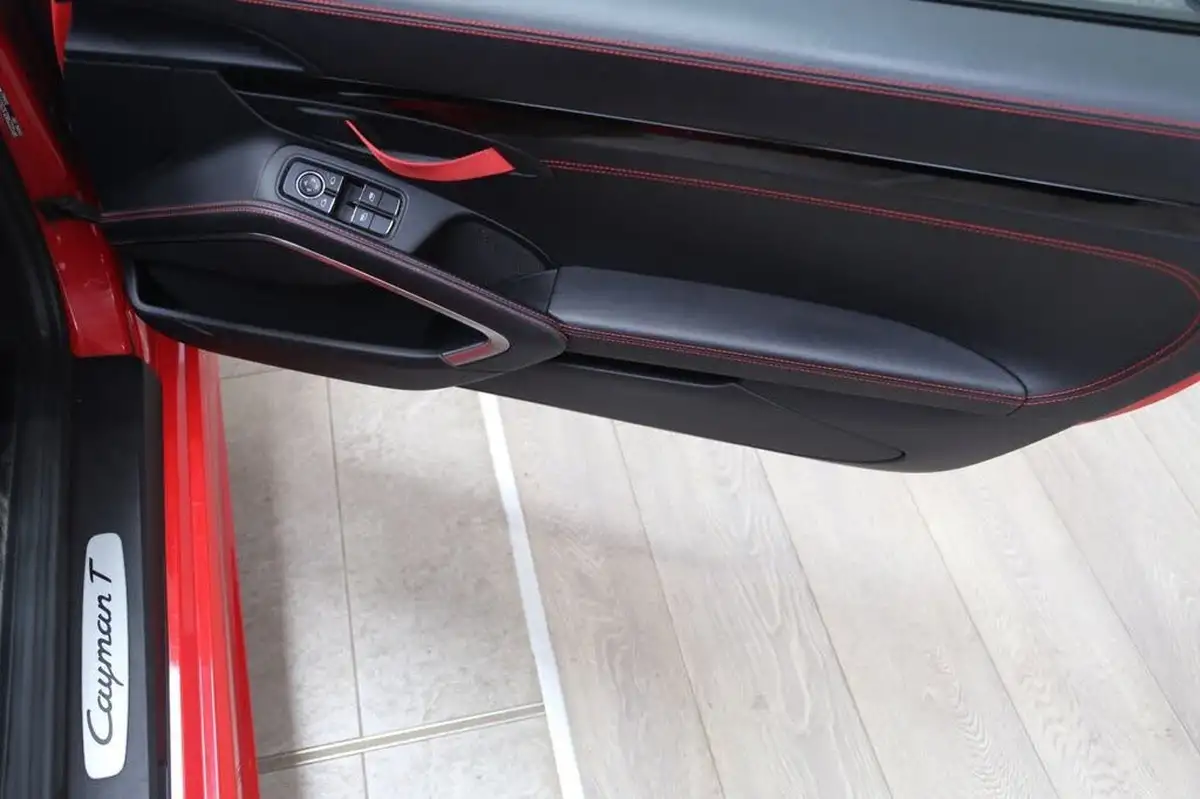 2019-porsche-cayman-718-20-cayman-t-pdk-big-34