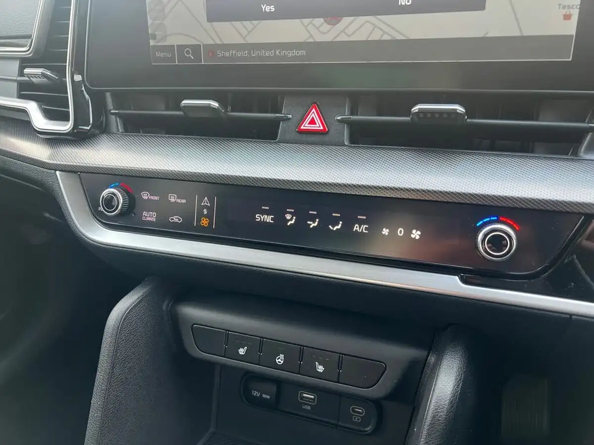 2024-kia-sportage-16-t-gdi-3-148bhp-big-36