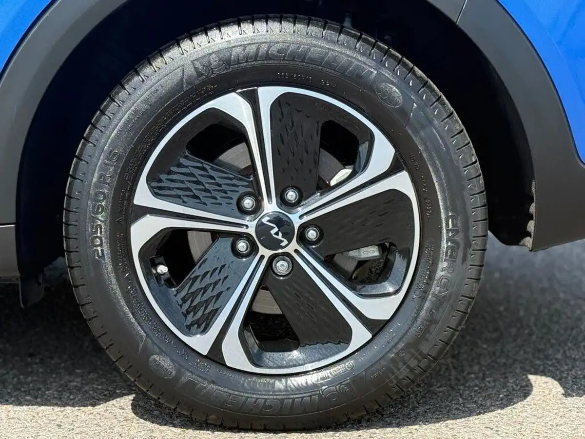 2022-kia-xceed-16-gdi-3-big-41