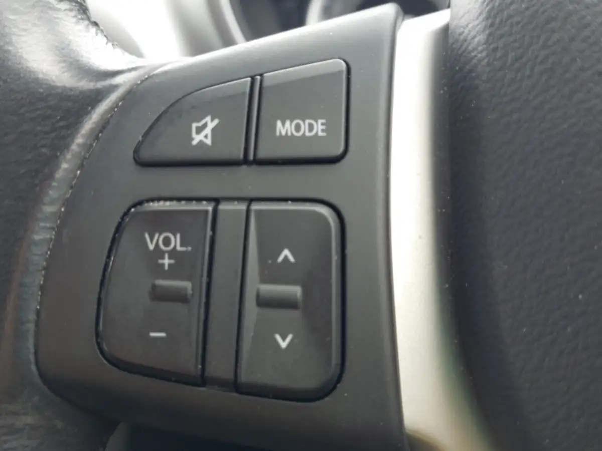 2022-suzuki-vitara-15-sz-t-big-12