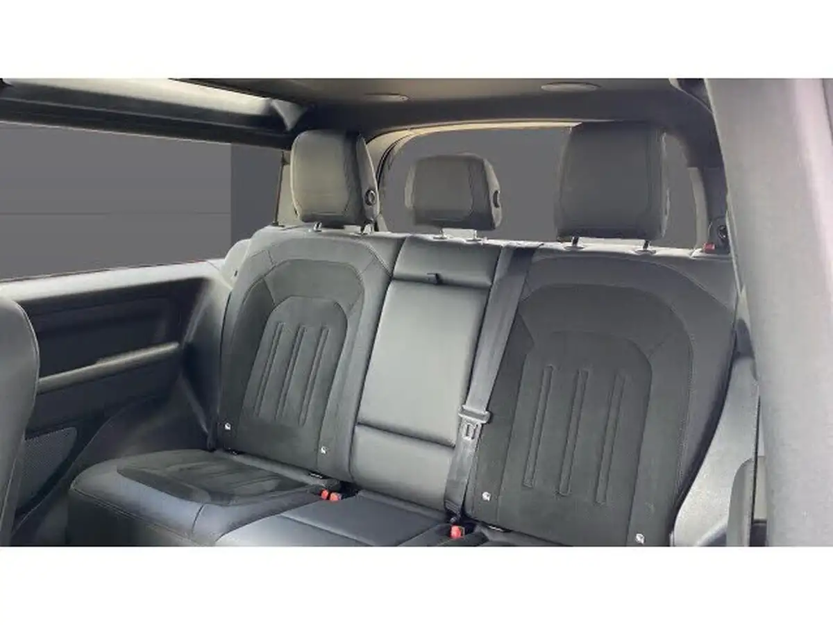 2022-land-rover-90-defender-50-p525-v8-big-3