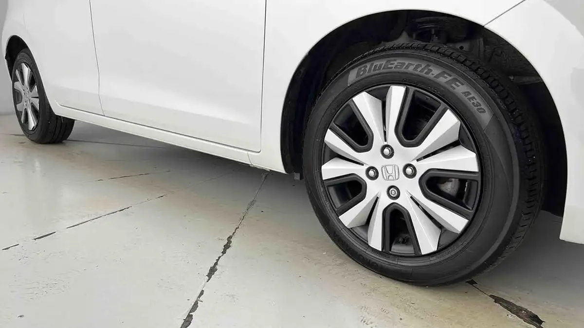 2022-honda-jazz-15-i-mmd-sr-109ps-big-23