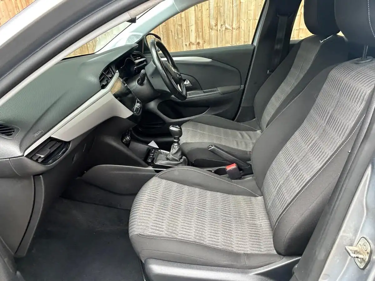 2020-vauxhall-corsa-12-turbo-se-premium-big-24