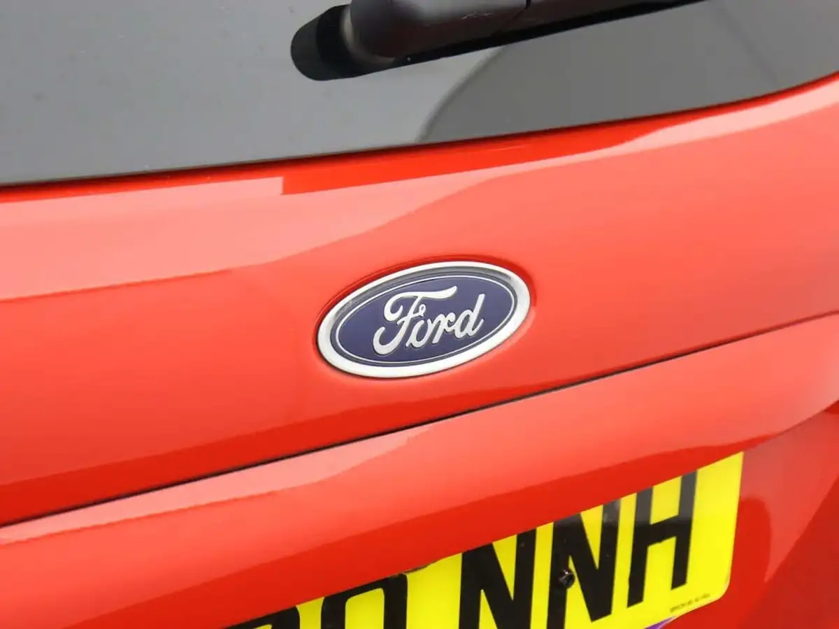 2020-ford-ecosport-10t-st-line-125ps-big-47