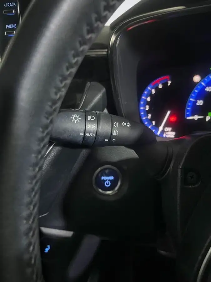 2021-toyota-corolla-18-vvt-i-icon-tech-spare-wheel-hatchback-5d-big-19