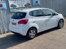 2014-kia-venga-14-1-air-small-12