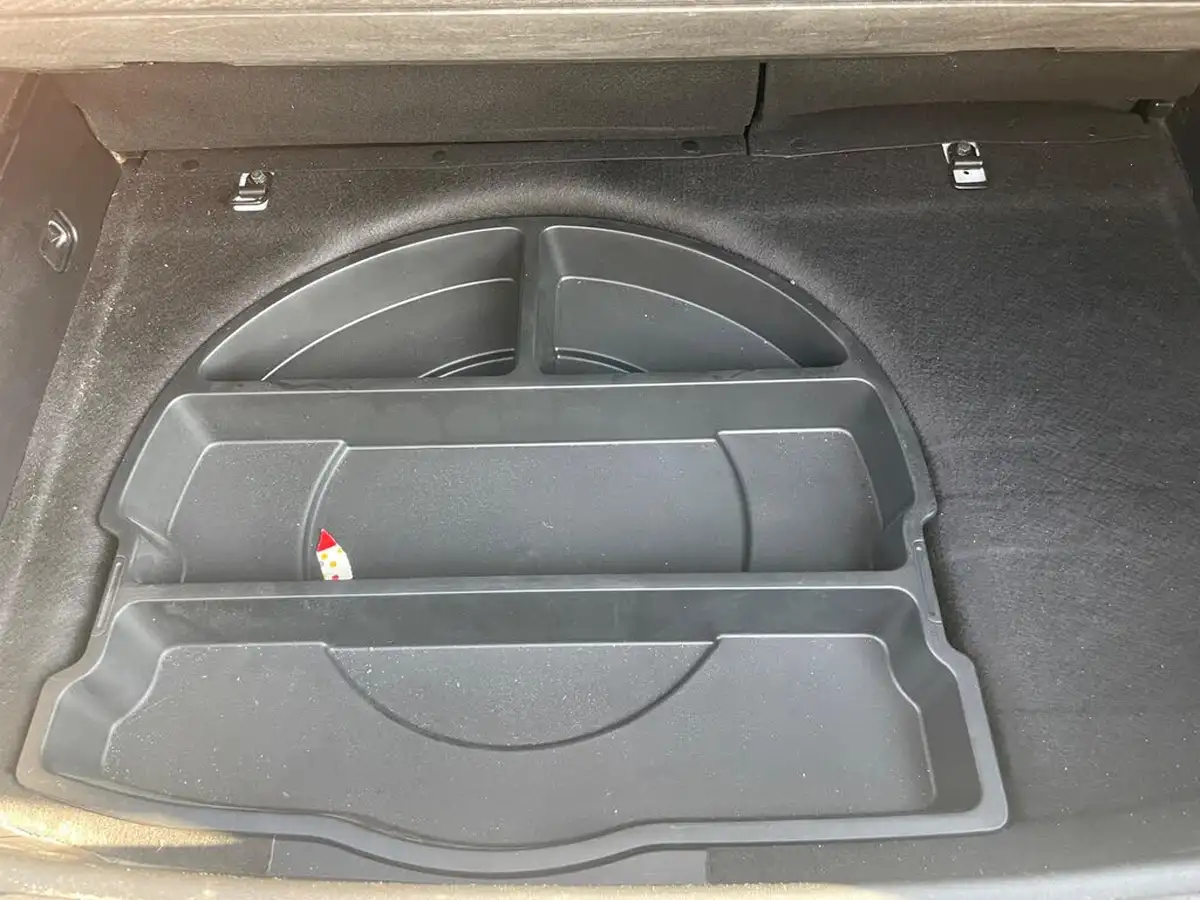 2014-kia-venga-14-1-air-big-49