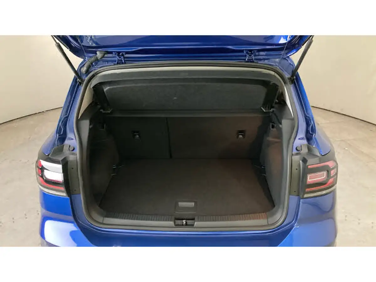 2021-volkswagen-t-cross-10-tsi-se-110ps-big-19