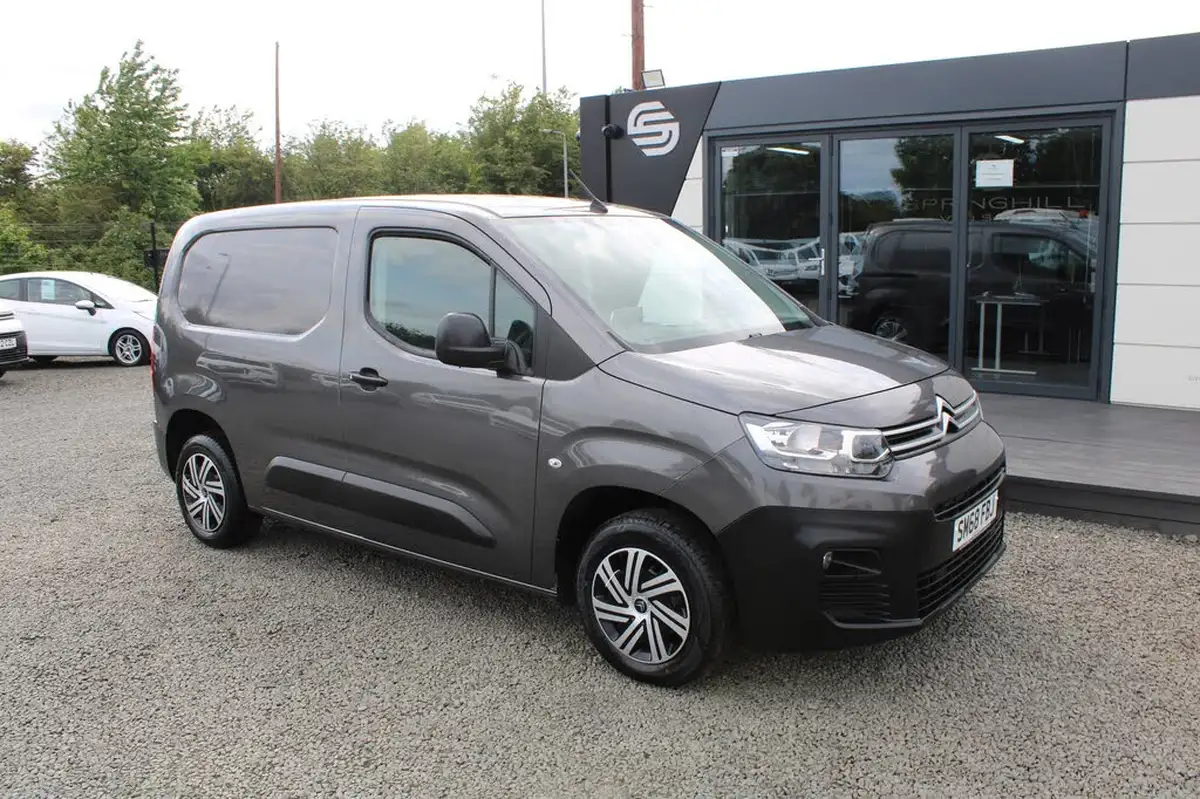 2018-citroen-berlingo-16bluehdi-650-enterprise-big-1