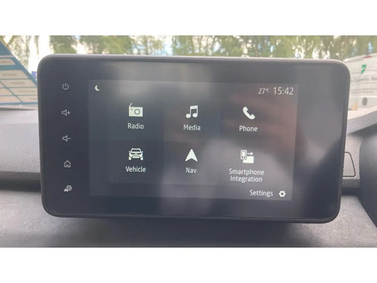 2024-dacia-sandero-stepway-10-tce-extreme-90bhp-big-11