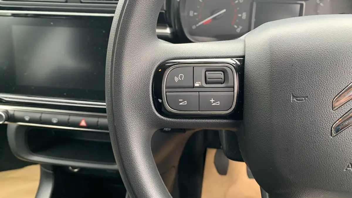 2024-citroen-c3-12-puretech-plus-83ps-big-22